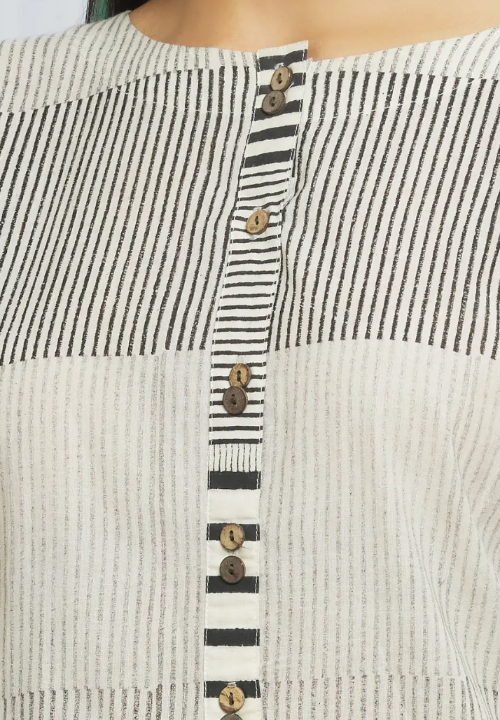 Black Cotton Round Neck Printed Kurta