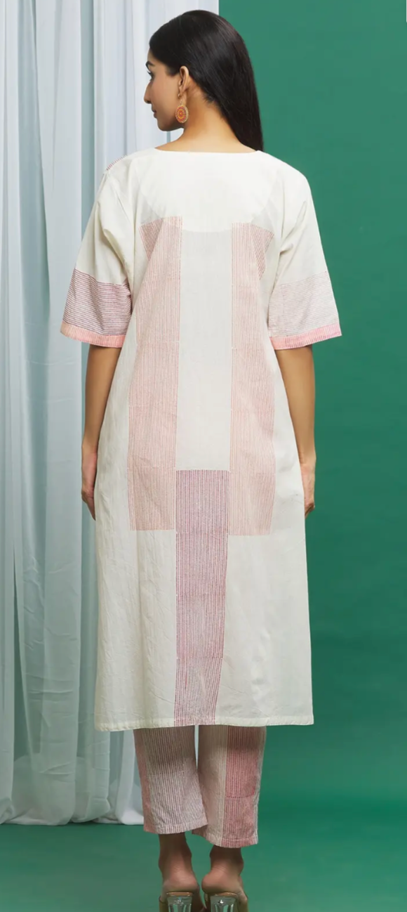 Clove Pink Cotton Round Neck Print Kurta And Pant Set