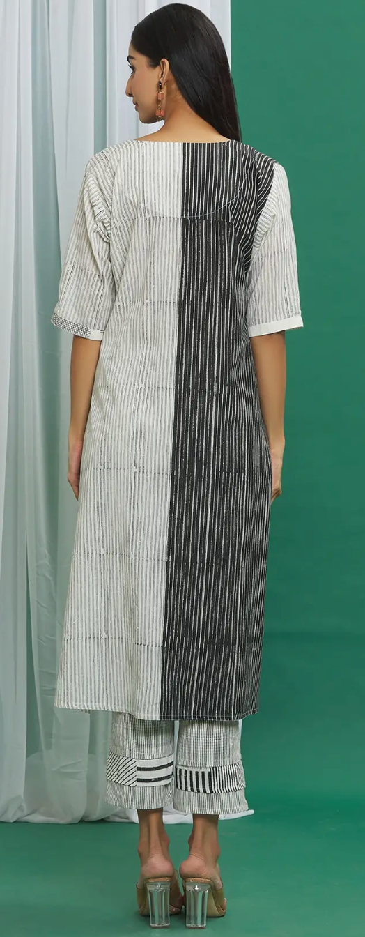 Monochrome White Cotton Round Neck Printed Kurta Set  (Set of 3)
