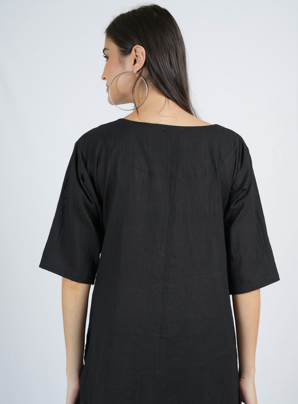 Silkwaves Mismatched ESSENTIALS Black and White Kurta Set