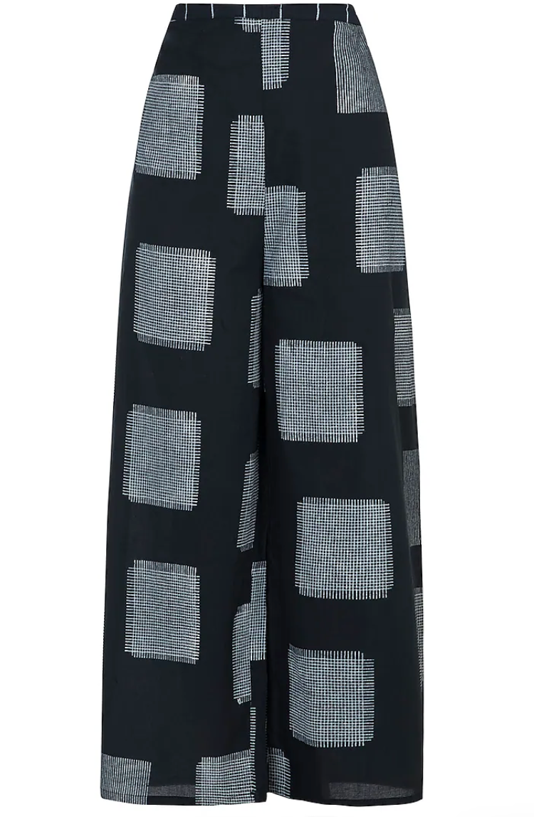 Criss Black Coordinate