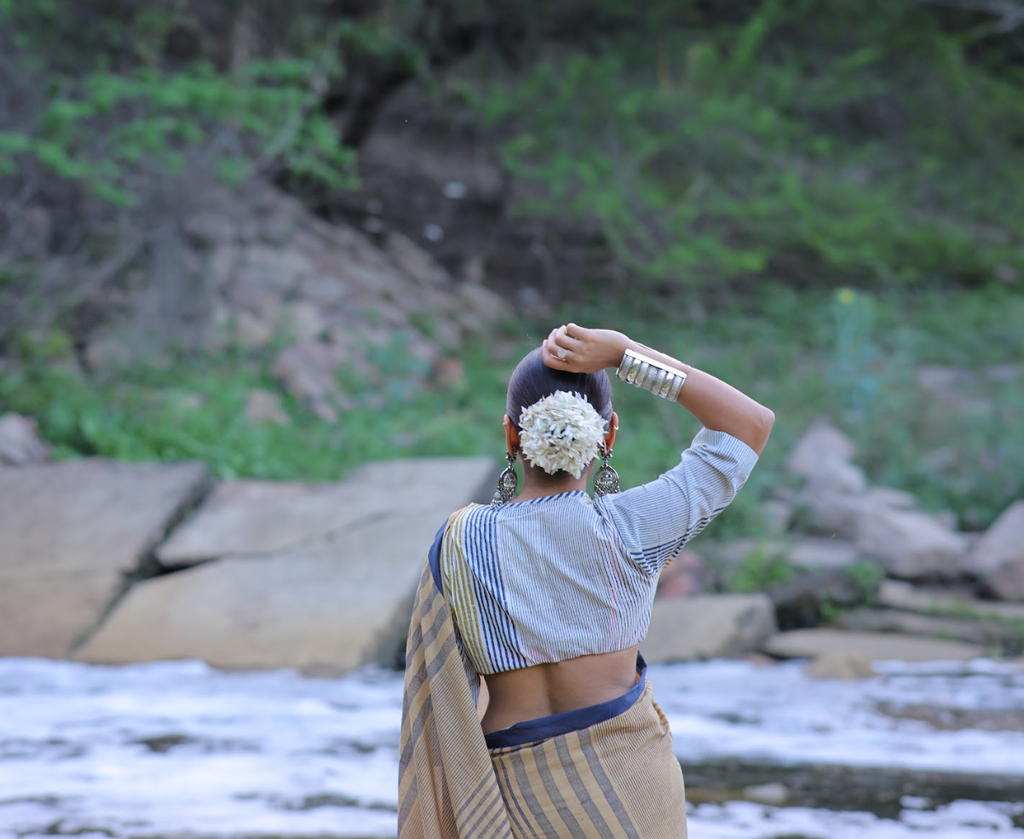 Flabber Yellow  Blue Crop Top