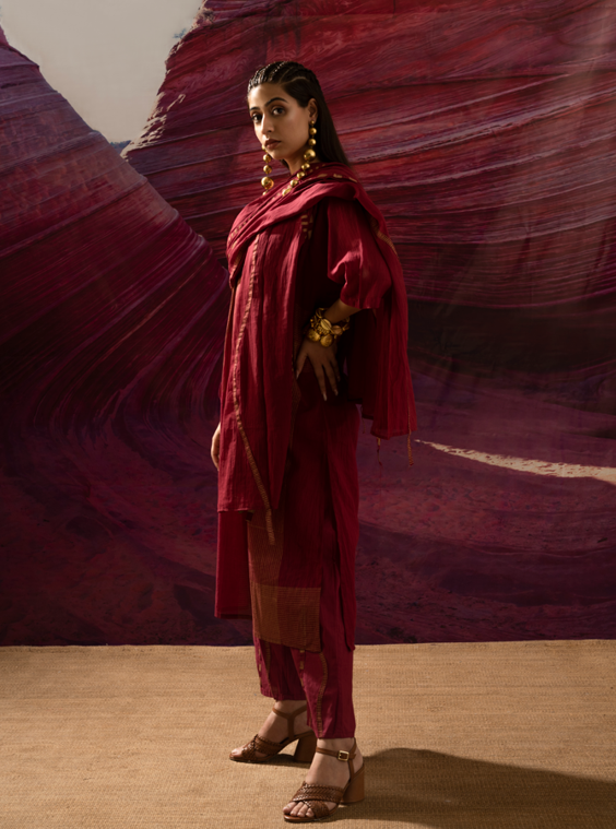 Aurum Chock Block Maroon Kurta