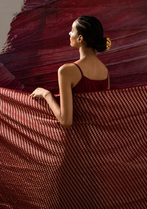 Aurum Gilded shock Maroon Zari dupatta - BANANA labs