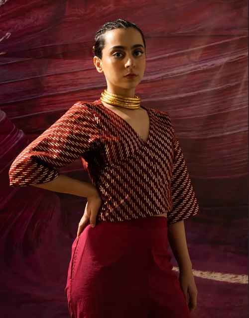 Aurum Gilded block maroon blouse - BANANA labs
