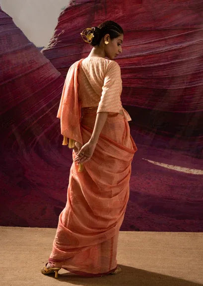 Aurum Wave Arizona Peach Saree and Blouse (Set of 2) - BANANA labs
