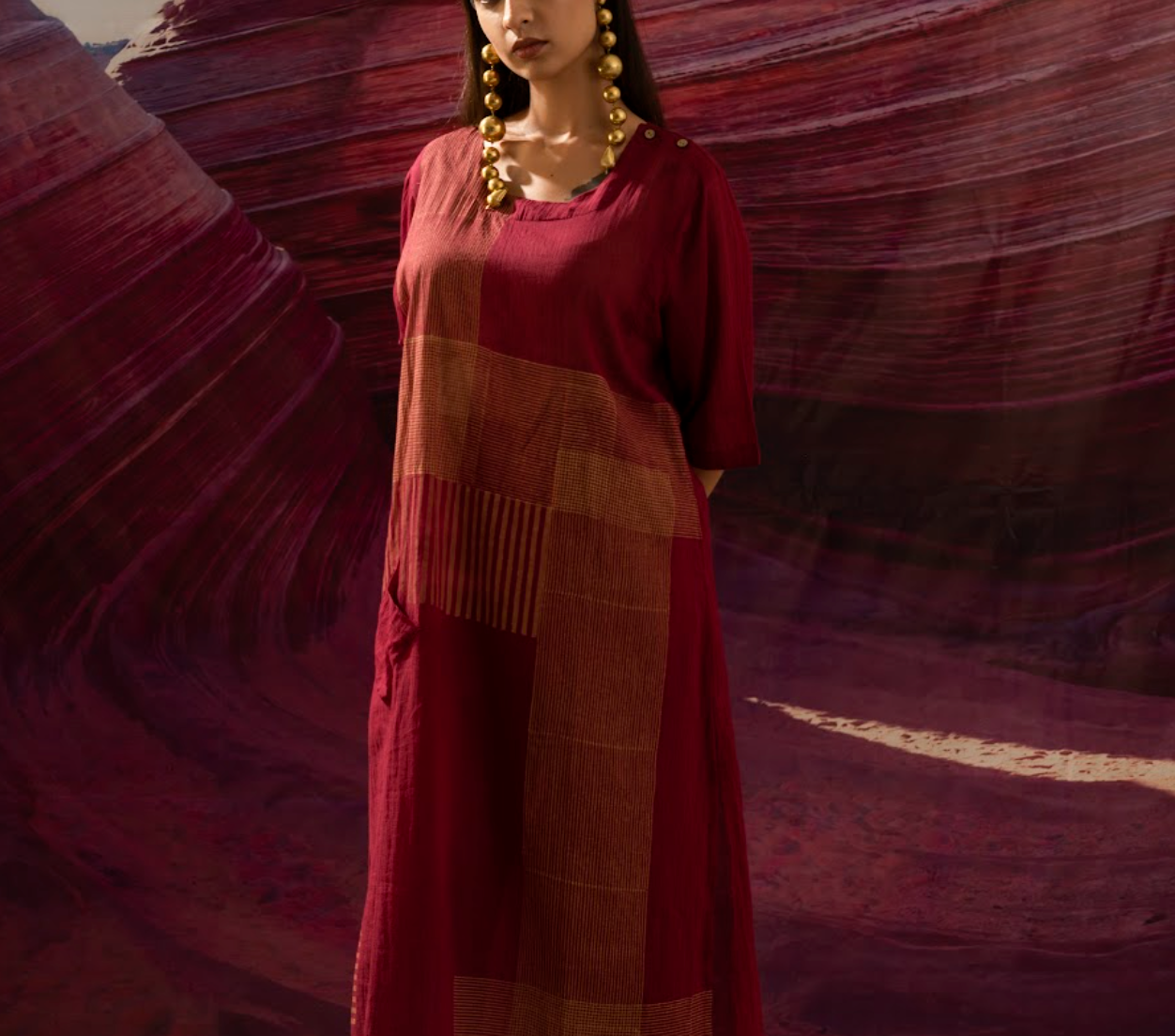 Aurum Chock Block Maroon Dress