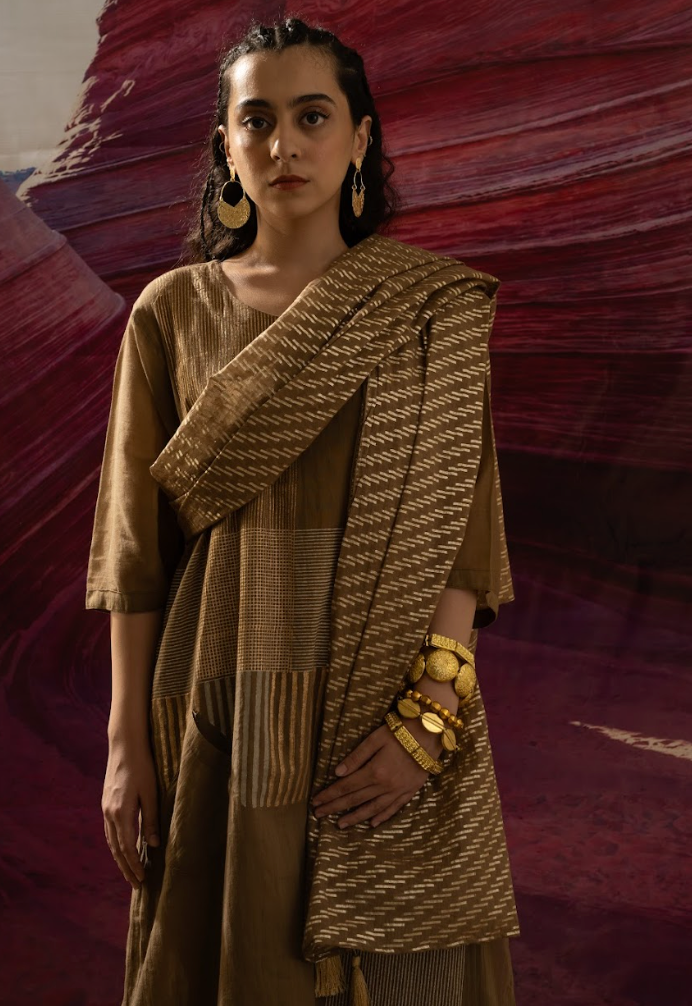 Aurum Chock Block Muddy Kurta with Pants and Dupatta(Set of 3)