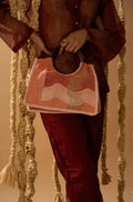 Aurum Woody Peach Wave Bag - BANANA labs