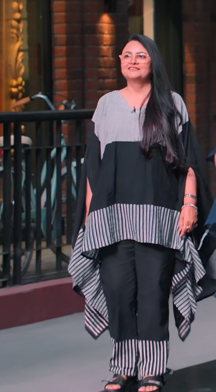 Charcoal Wind Piano Kaftan with Pants (Set of 2) | Pitch to Get Rich Edition
