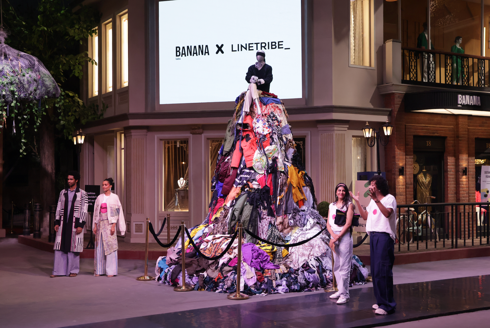 BANANA labs X Linetribe | Kaynaat Reversile Unisex Jacket | Pitch To Get Rich Edition