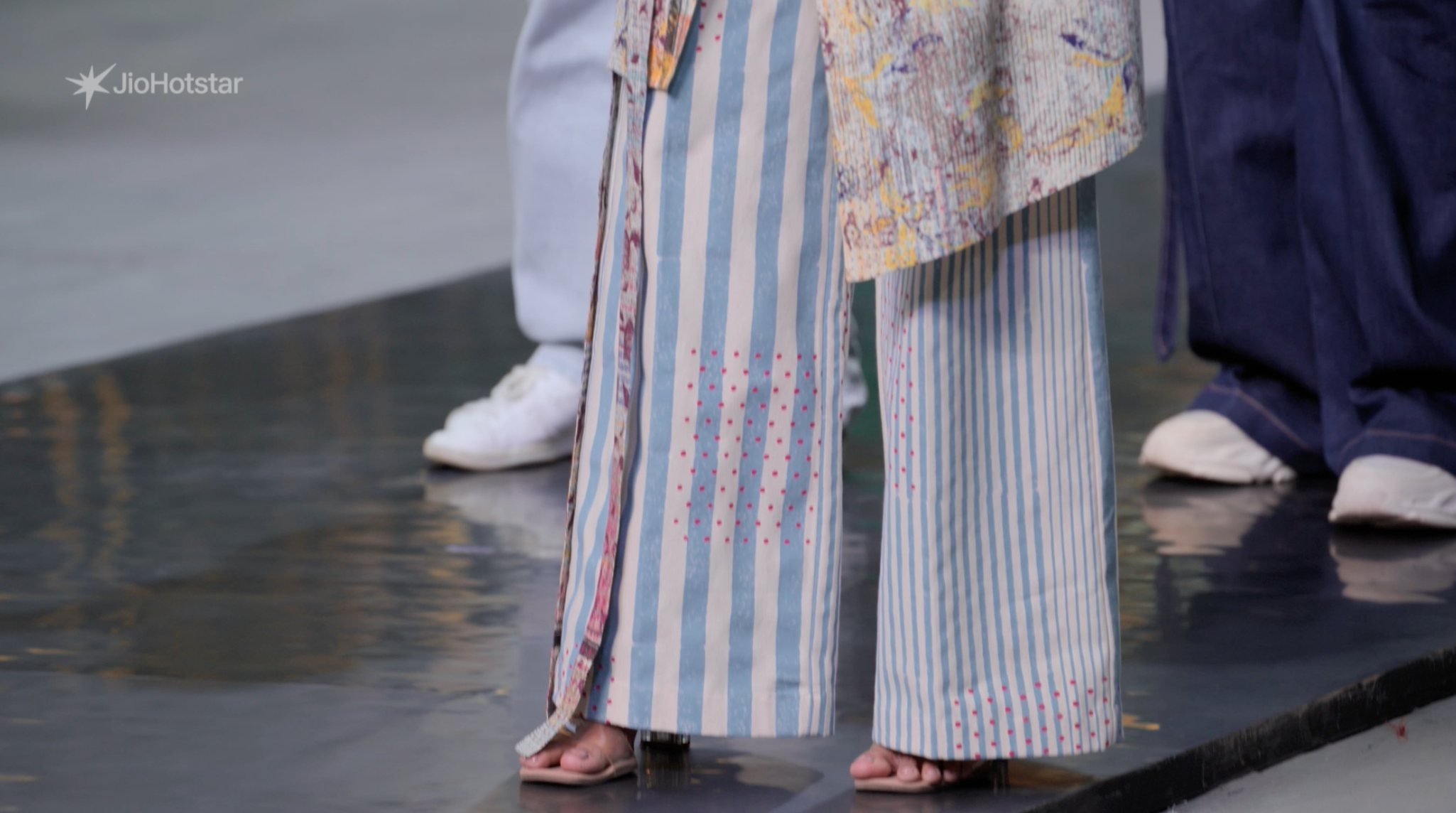 BANANA labs X Linetribe | Kaynaat Reversile Unisex Jacket | Pitch To Get Rich Edition