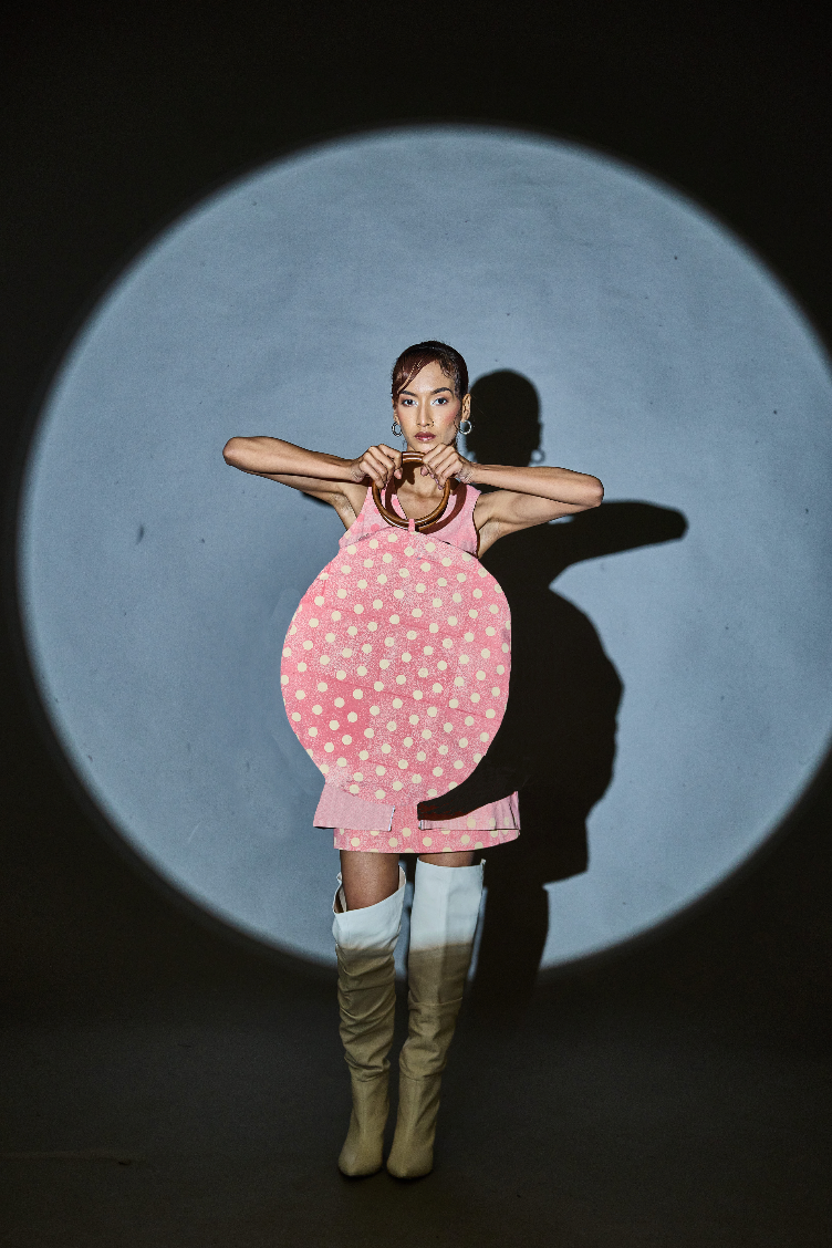 Loop Pivot  Large Barbie Pink Bag