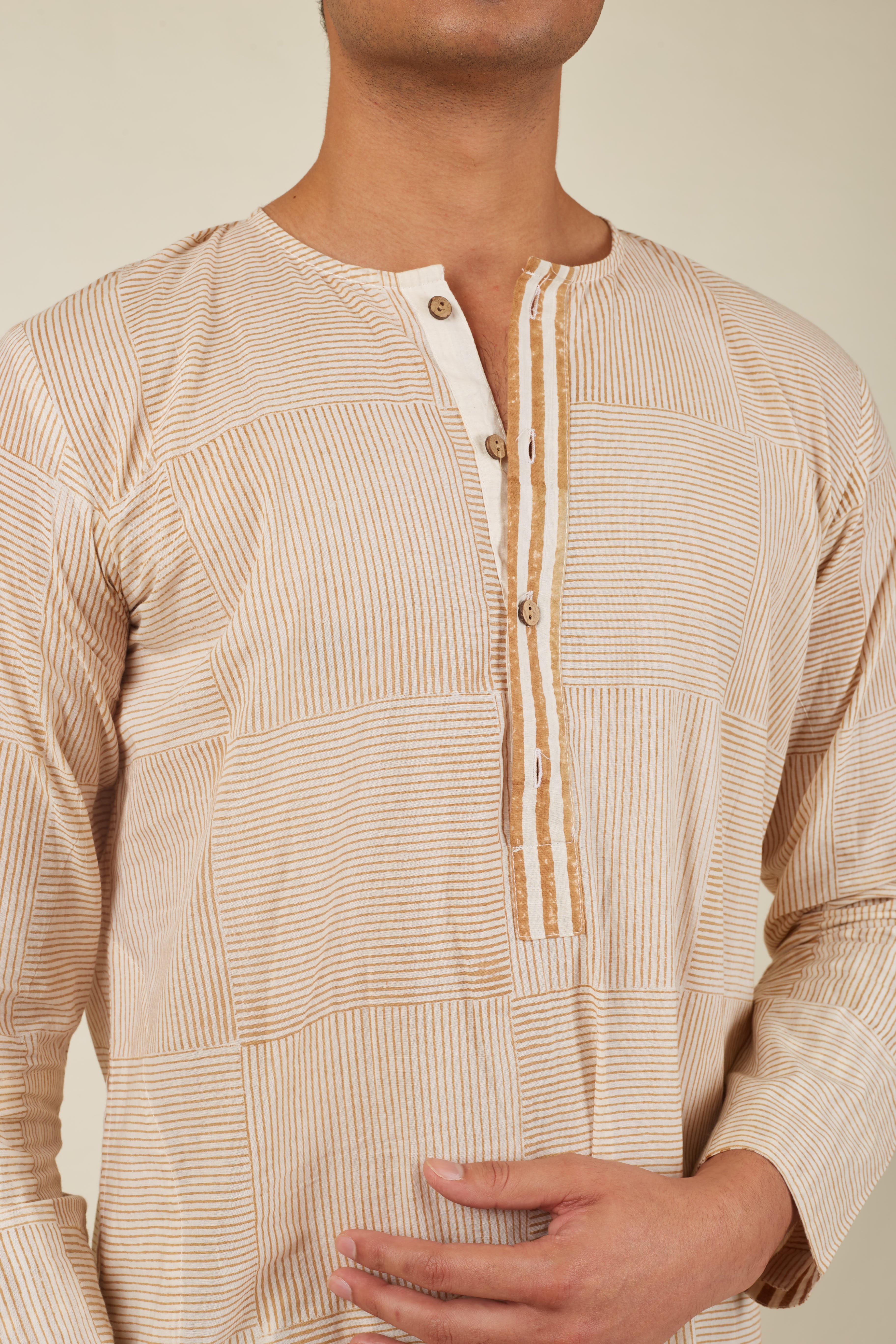 BANANA man Crossroads Sparkler Kurta Set with Stole
