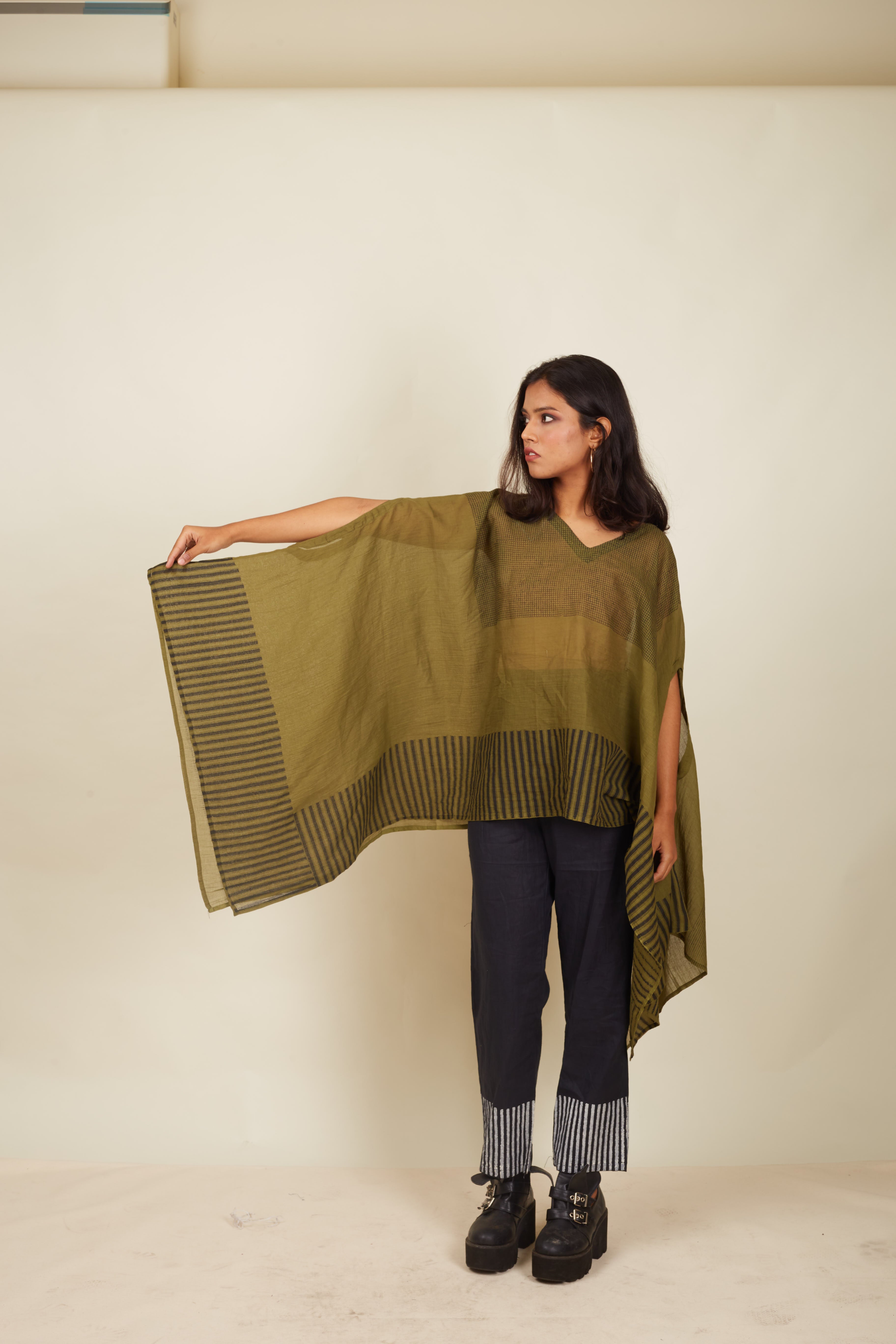 Crossroads Wind Olive Kaftan with Pants (Set of 2)