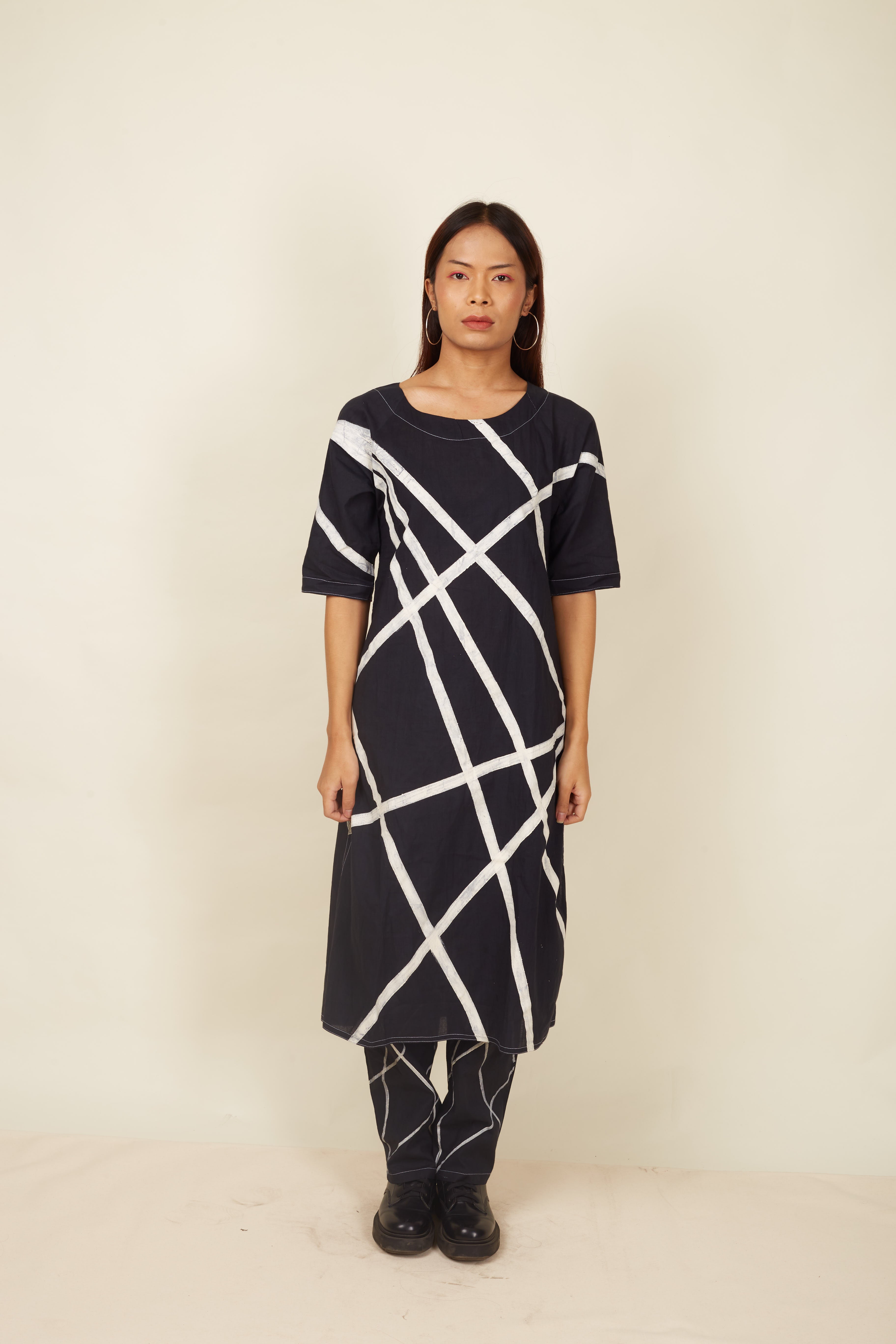 Crossroads Black Strike Cotton Kurta