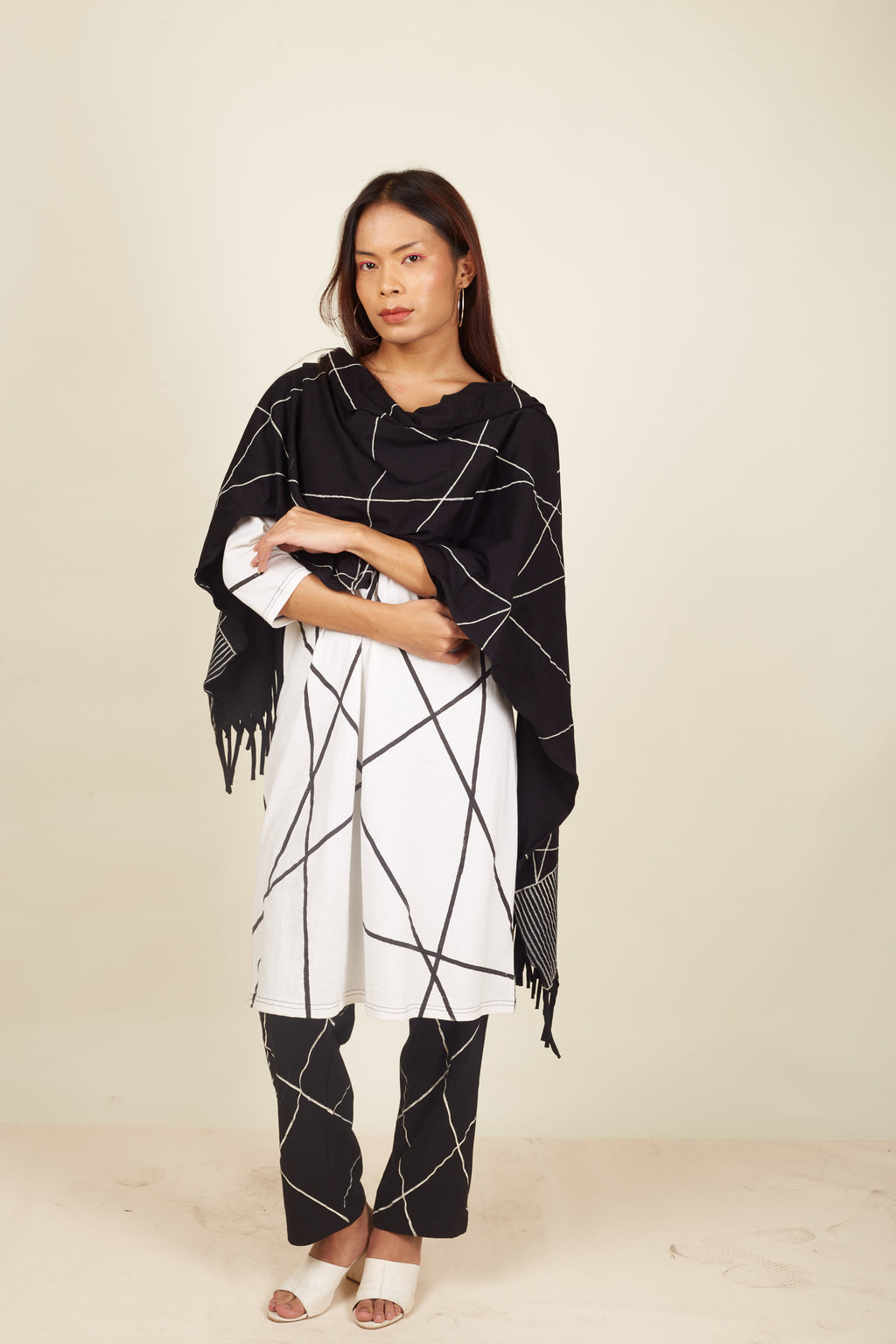 Crossroads Friction Mono Contrast Strike Kurta Set (Set of 3)