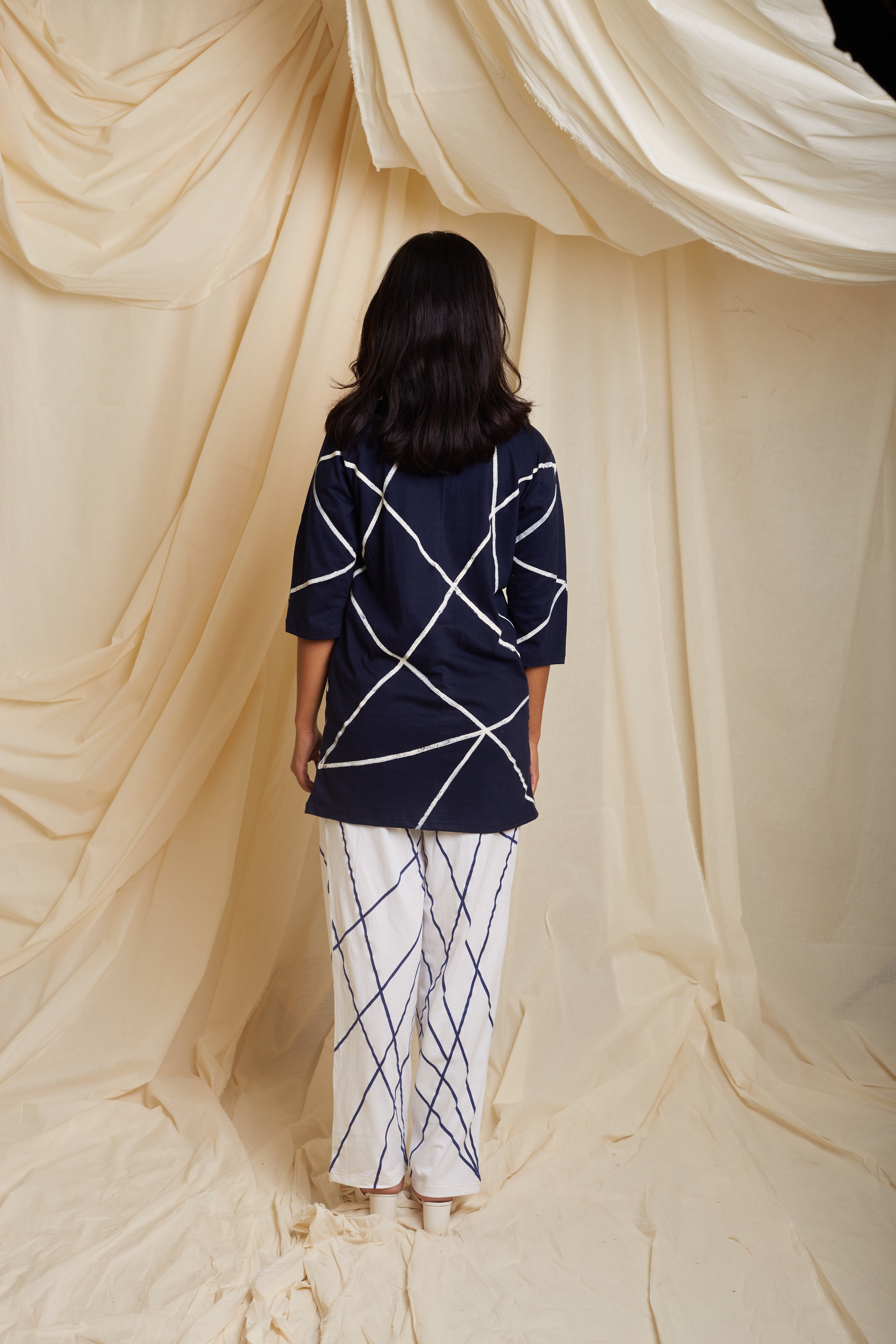 Crossroads Mono Strike Knit Coordinate