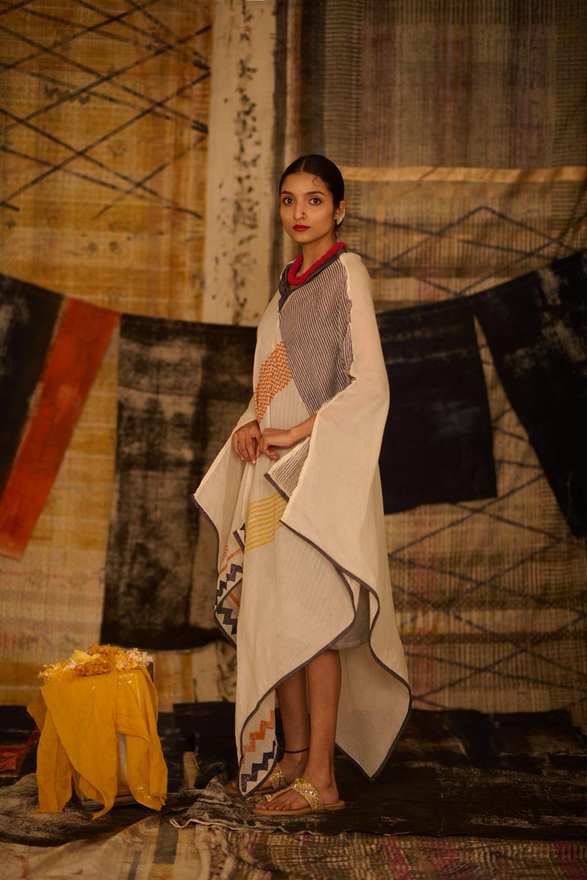 Sequence Asymmetric Motion Kaftan with Slip (Set of 2)