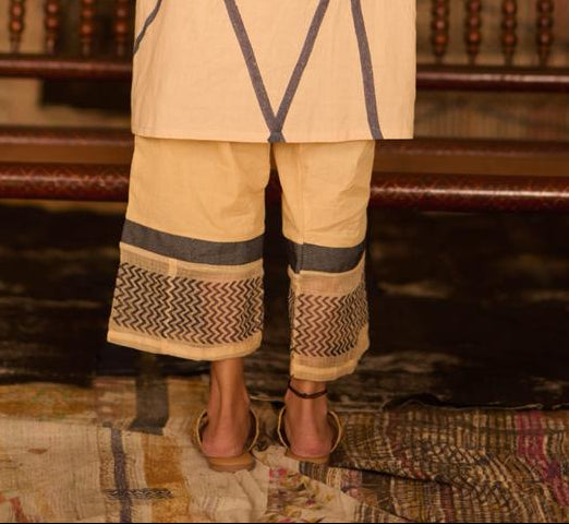 Sequence Crossroads Kurta with Pants (Set of 2)