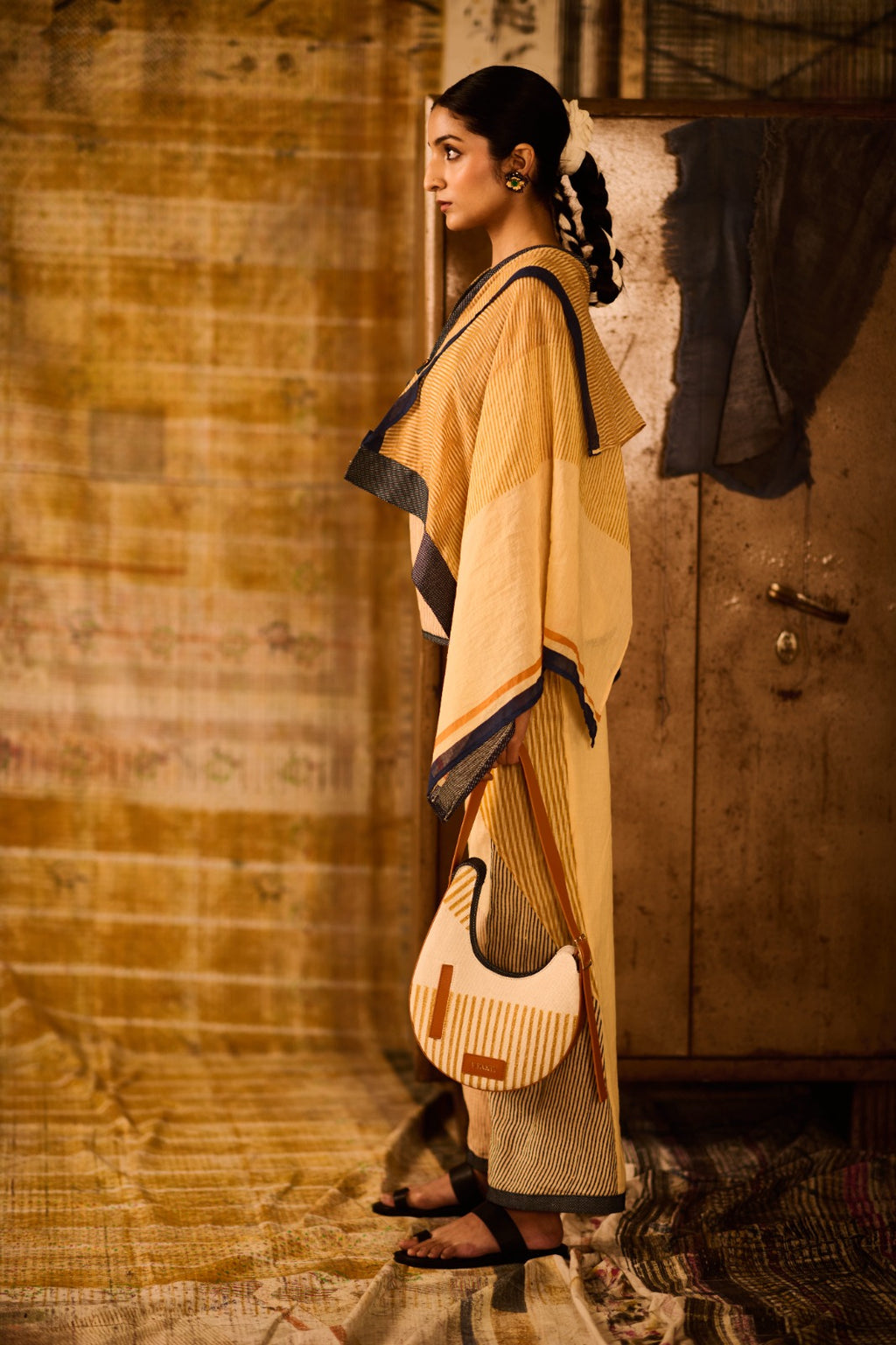 BANANA labs X VYAKTI  Dune - Sequence