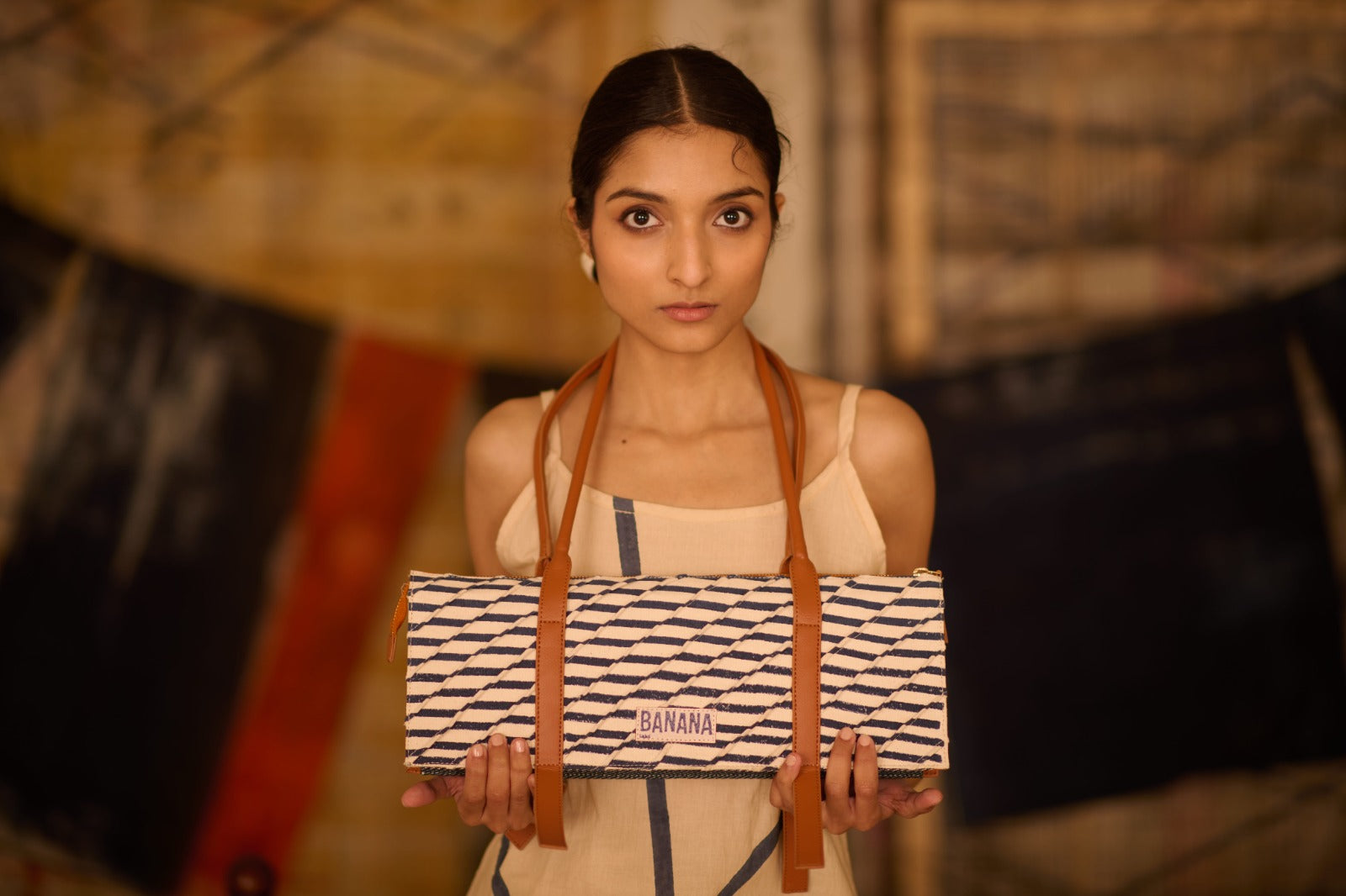 BANANA labs X VYAKTI  | Sequence East West Bag