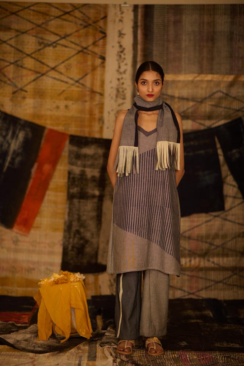 Sequence Denim Movement Kurta Set with stole (Set of 3)