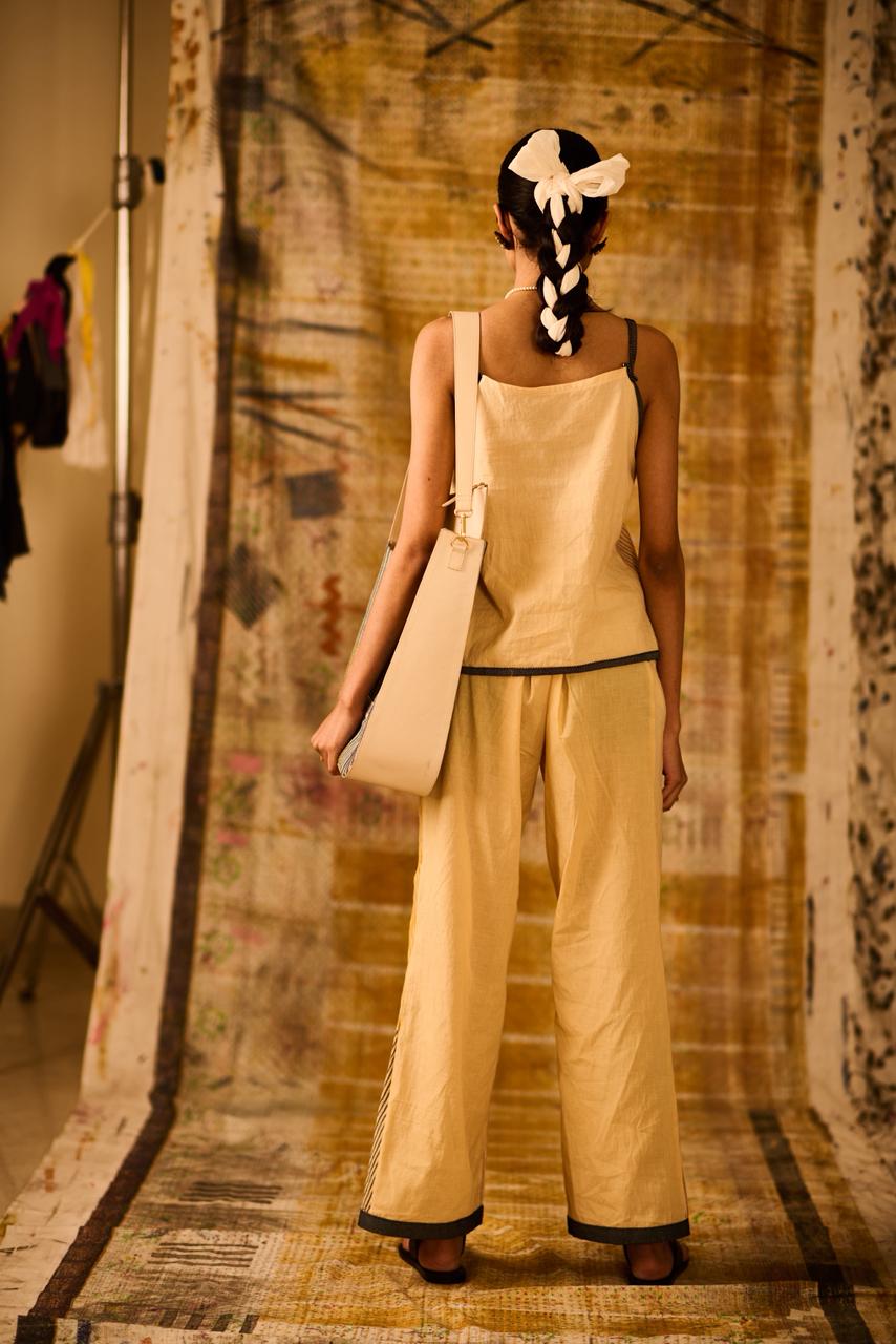 Sequence Motion Coordinate with Denim Edges (Set of 2)