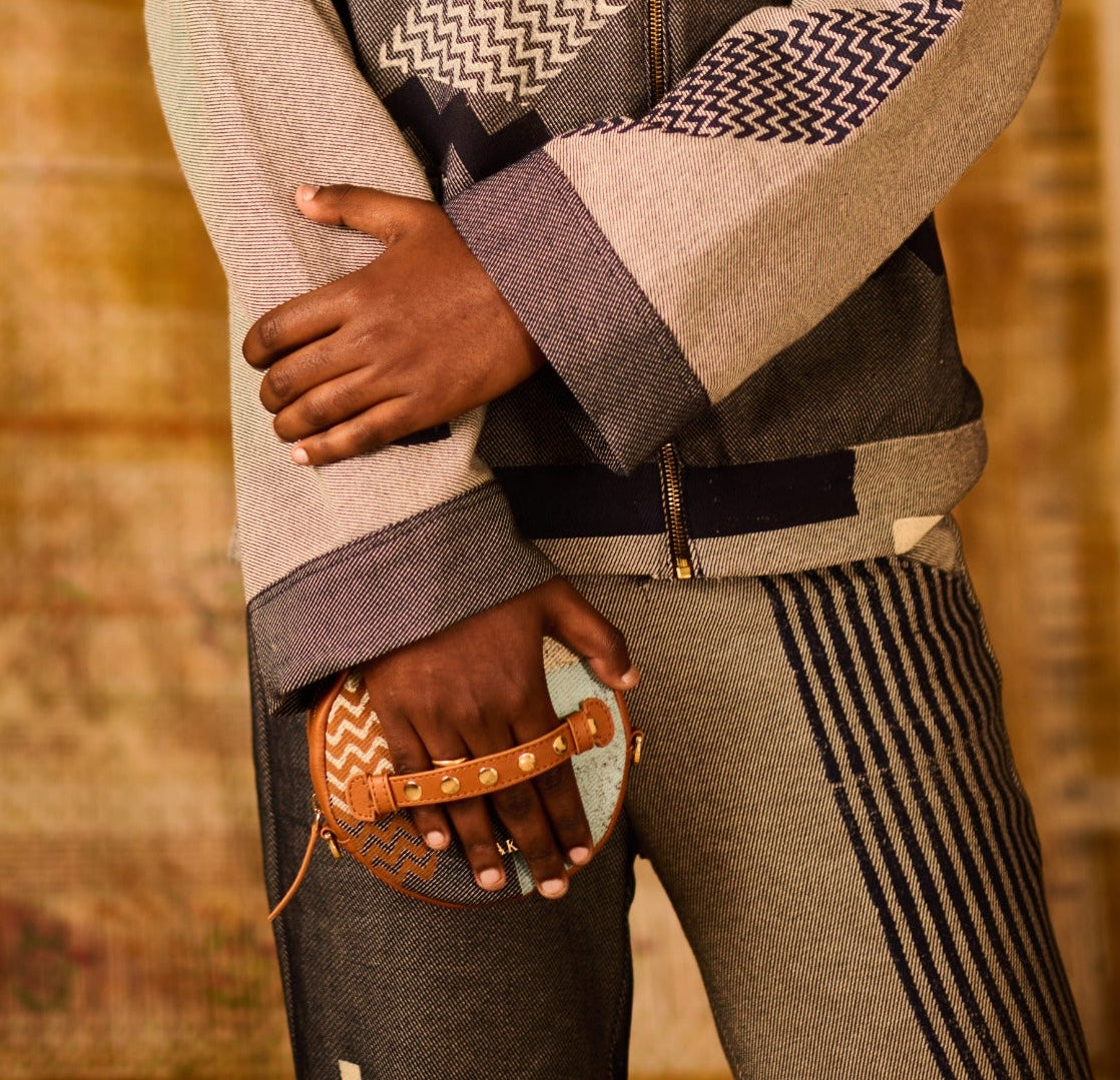 BANANA labs X VYAKTI  | Halo - Sequence