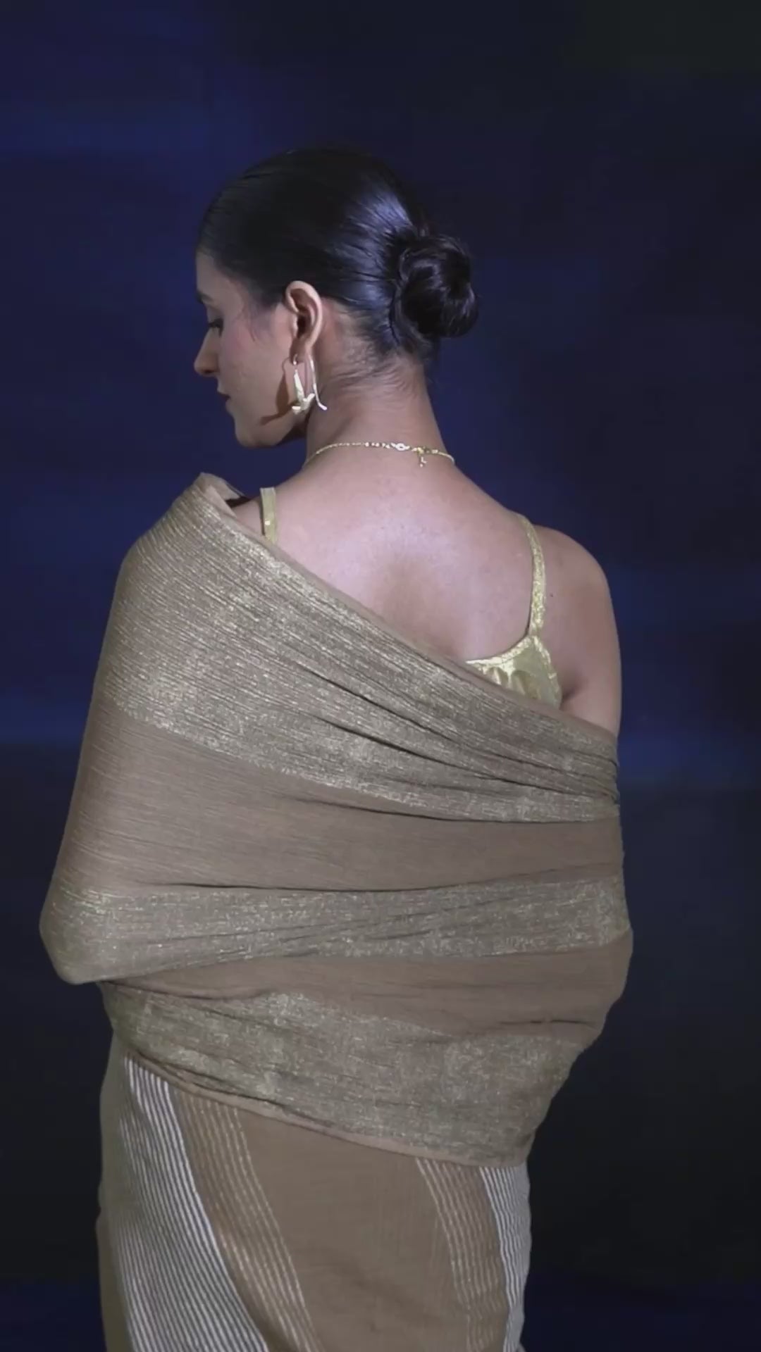 Illume luma Brown Saree with Crinkled Pallu