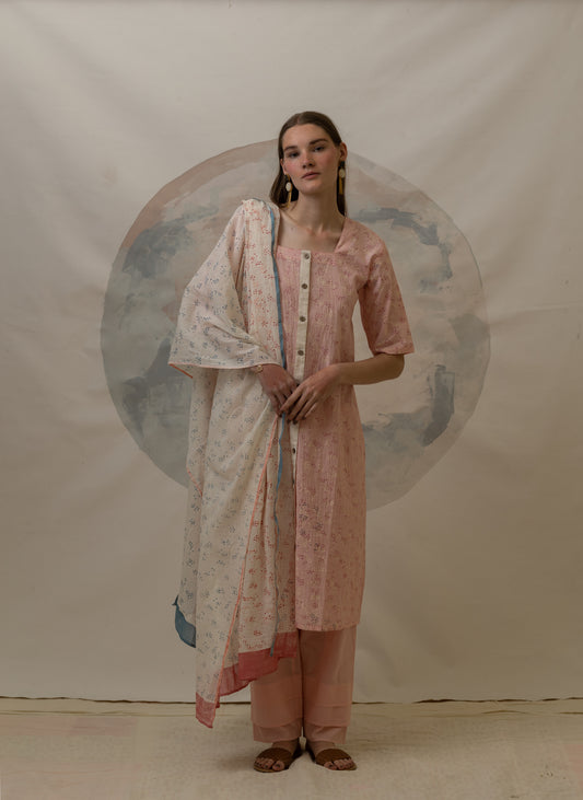 Clove Shireen Pink Kurta Set