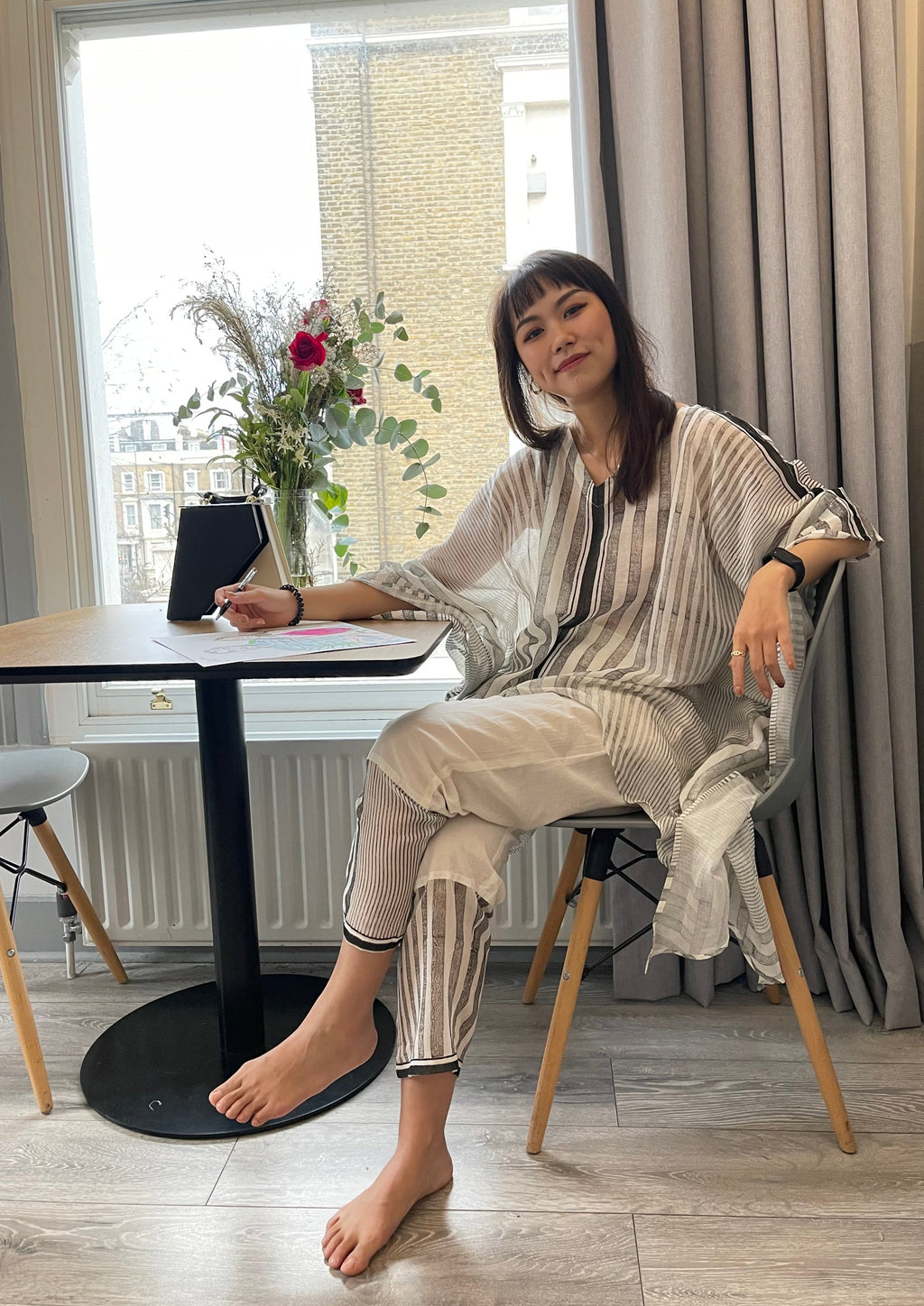 Black and White Small High-Low Kaftan with Slip and Pants (Set of 3)