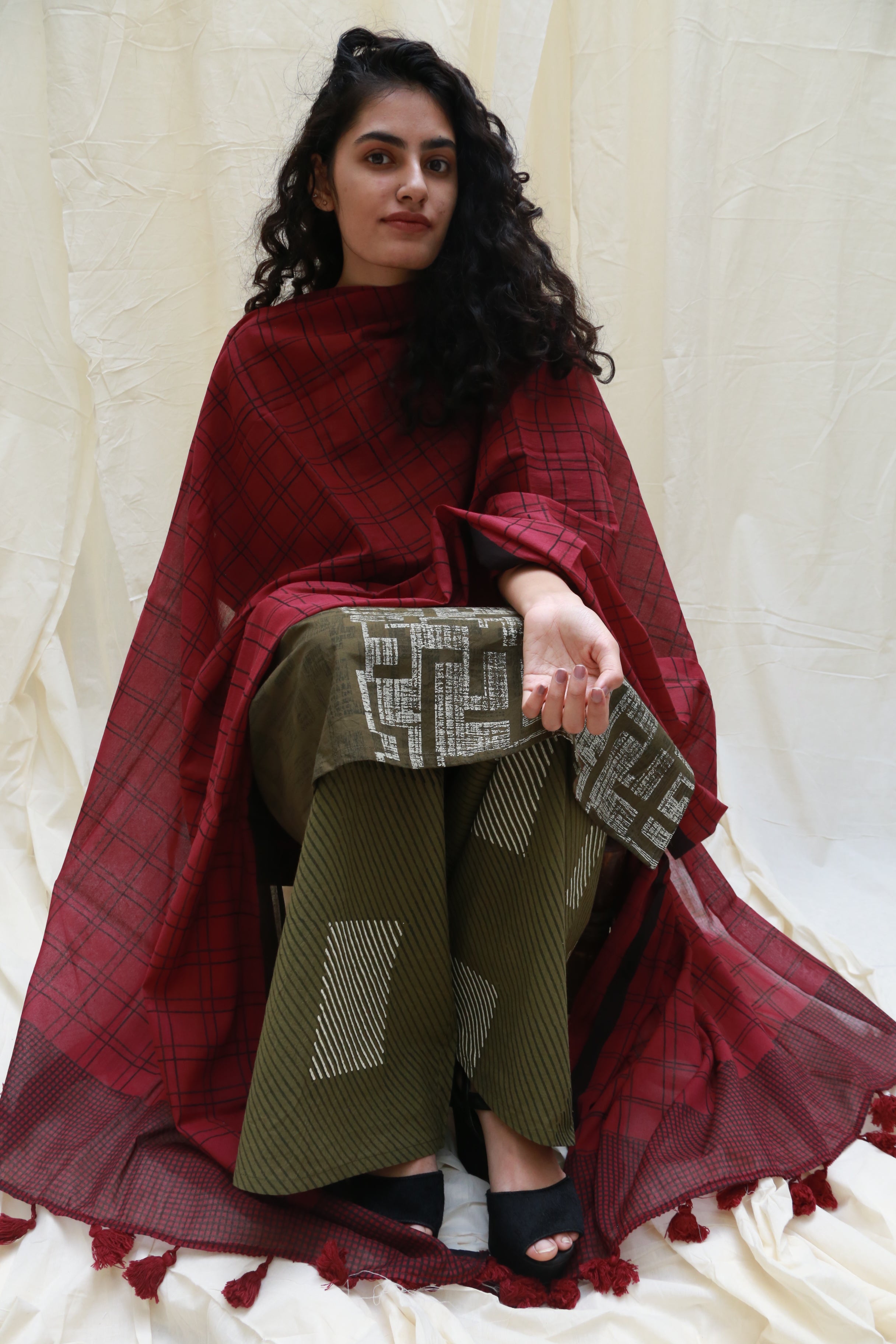 Maze Olive Kurta