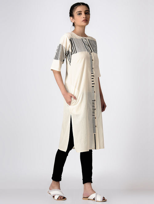 T White Kurta