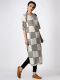 Macro Rotate White Kurta - BANANA labs
