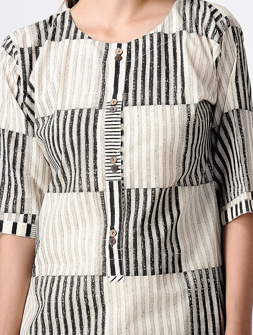 Macro Rotate White Kurta