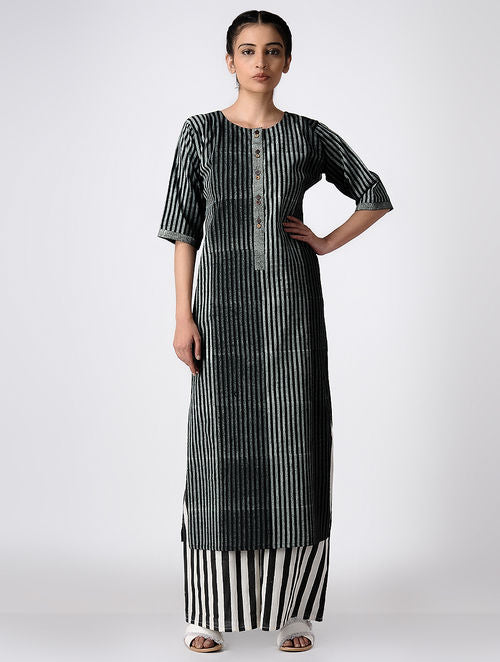 Macro Black Kurta