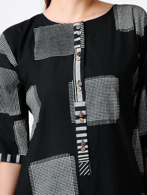 Space Crossed Black Kurta