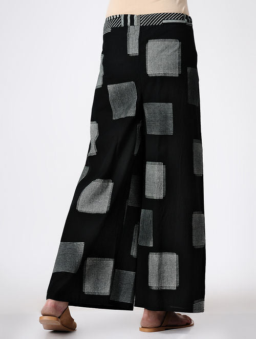 Space Crossed Black Palazzo