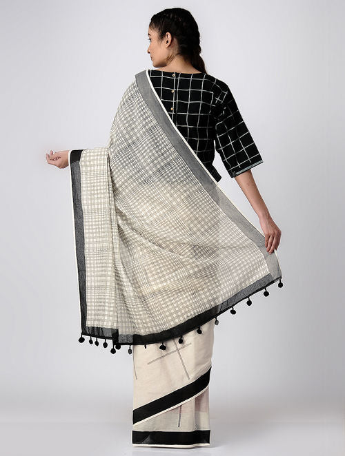 Flash Monochrome Sari