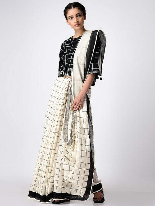 Grid White Saree