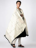 Patch White Dupatta - BANANA labs