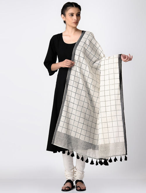 Grid White Dupatta