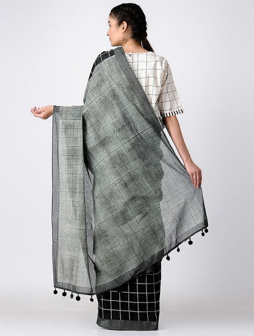 Grid Black Saree