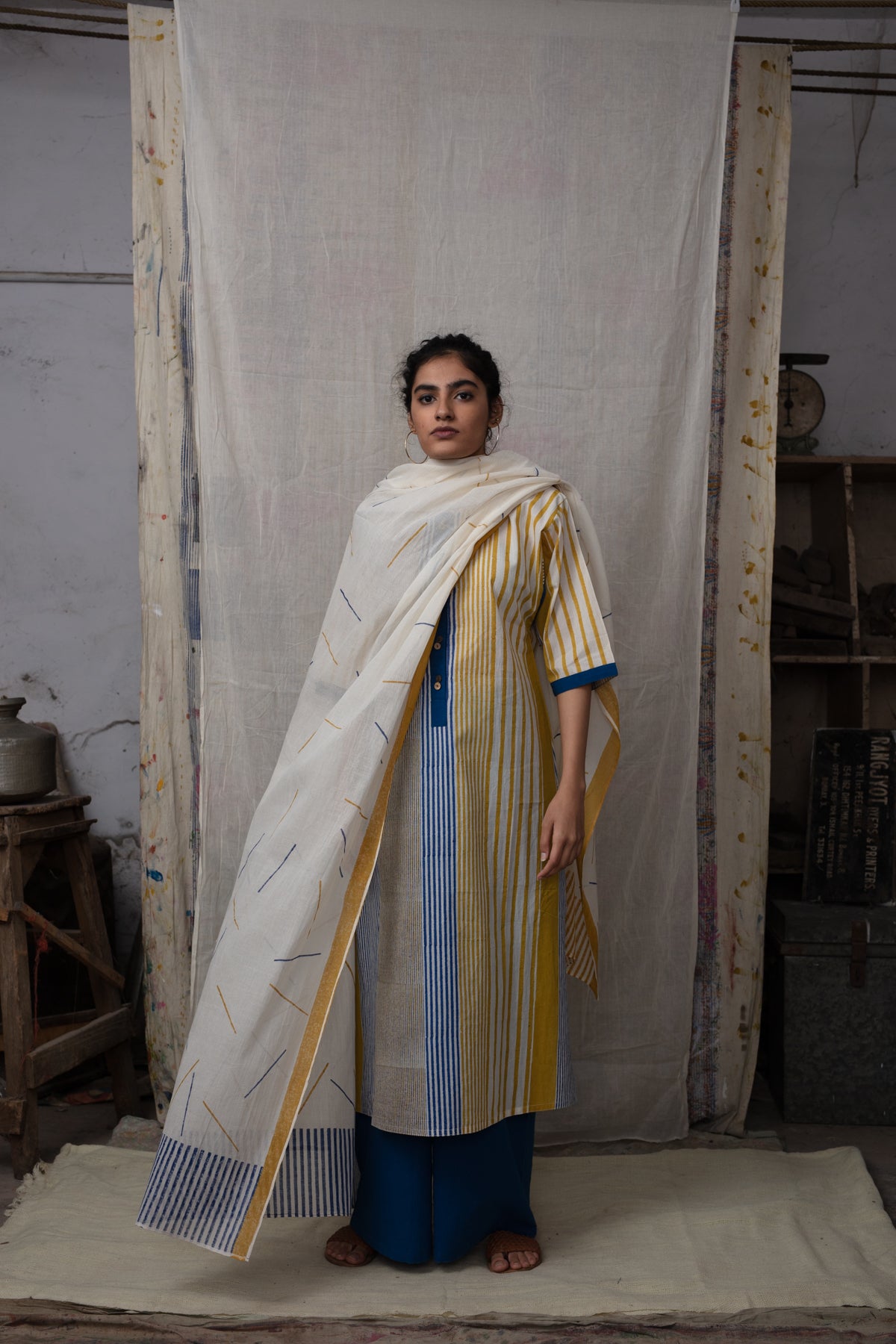 Sprinkles White Dupatta