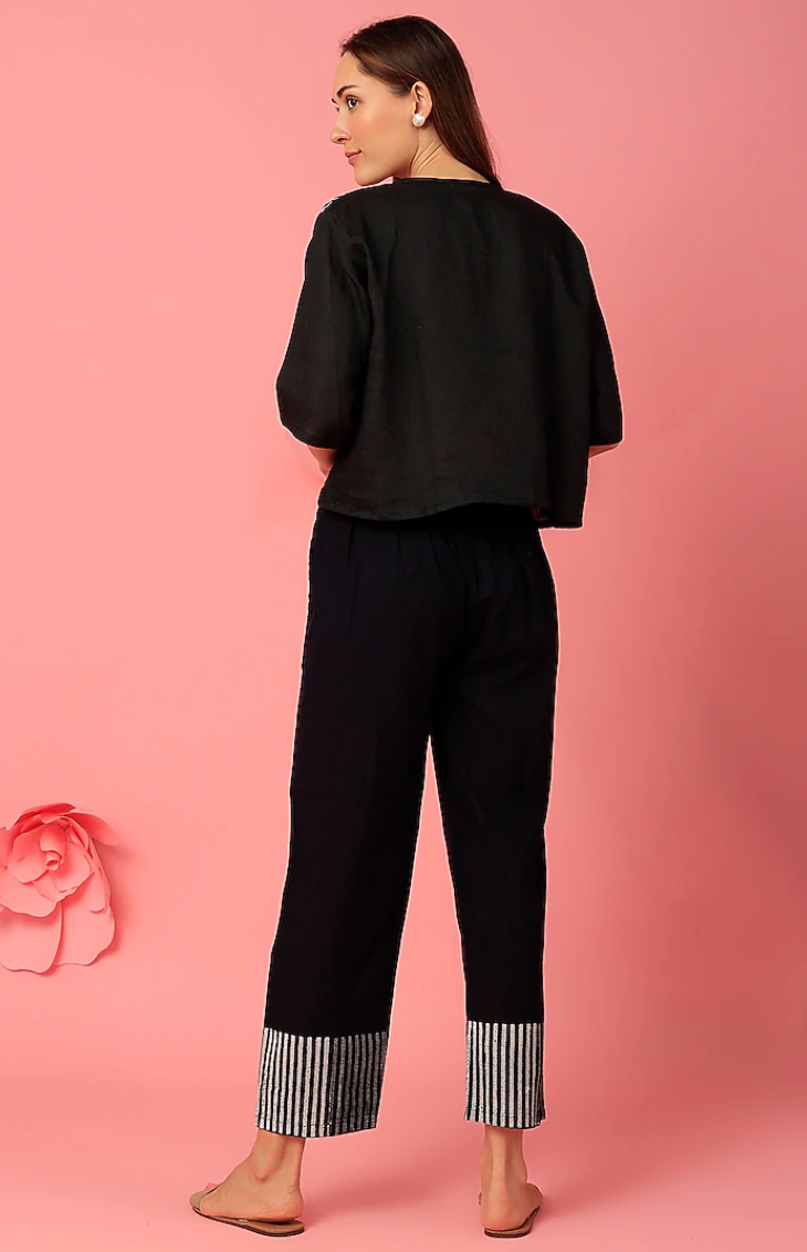 Slapper Black Crop Top