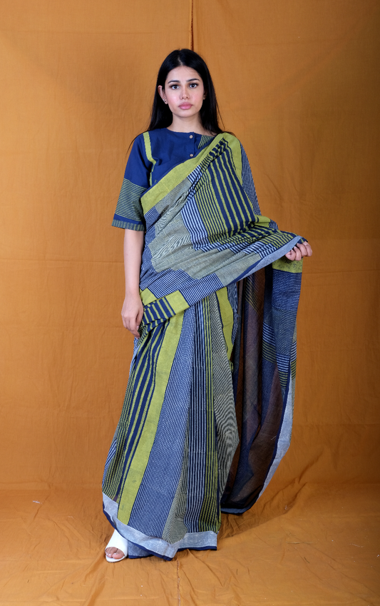 Graded Twister Rhythm Navy  Saree with Crop Top