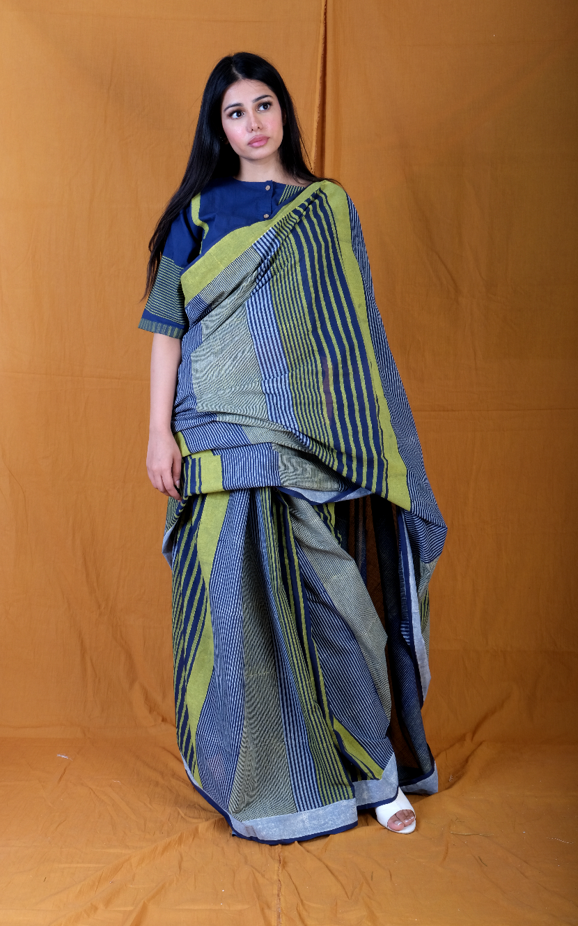 Graded Twister Rhythm Navy  Saree with Crop Top