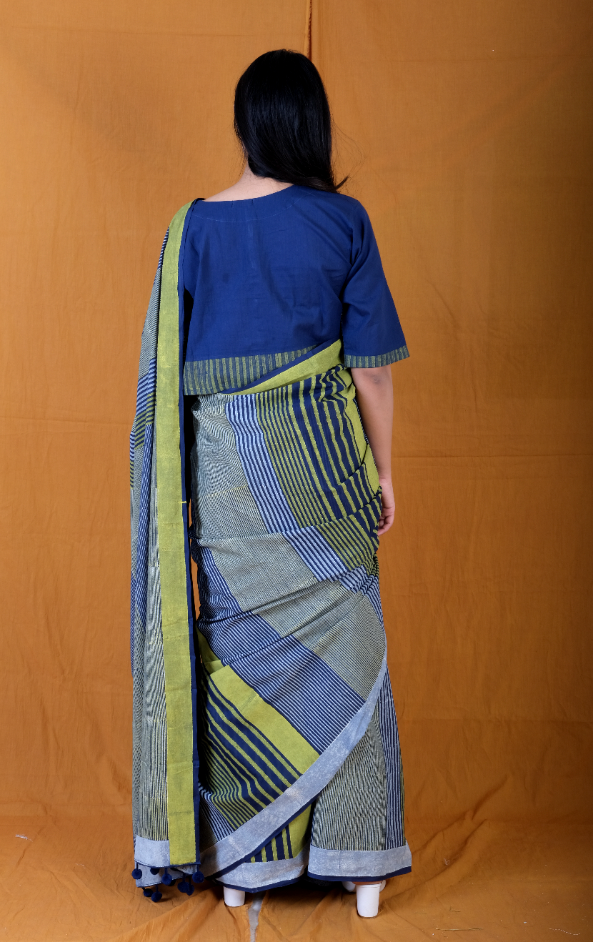 Graded Twister Rhythm Navy  Saree with Crop Top