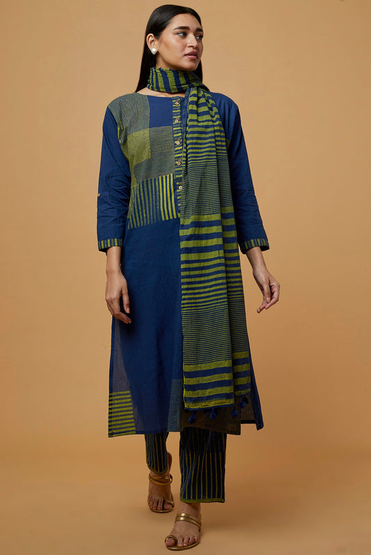 Twister Rhythm Striped Dupatta